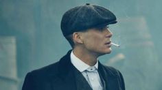 Toma asiento antes de conocer la cantidad de cigarrillos que fumó Cillian Murphy en “Peaky Blinders”