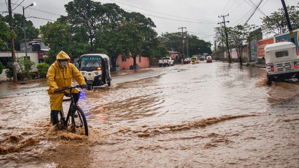 En algunas zonas de Oaxaca se reportaron encharcamientos.