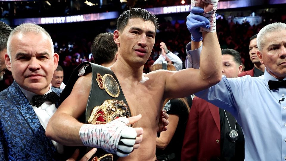 Dmitry Bivol venció al 'Canelo'