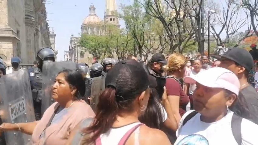 Pepenadores se manifiestan en Jalisco por cierre de relleno sanitario; detienen a 60 tras enfrentamiento