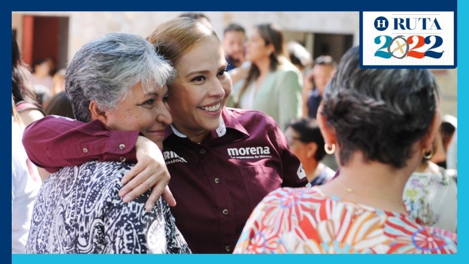 Marina Vitela acudió a votar en Gómez Palacio, Durango 
