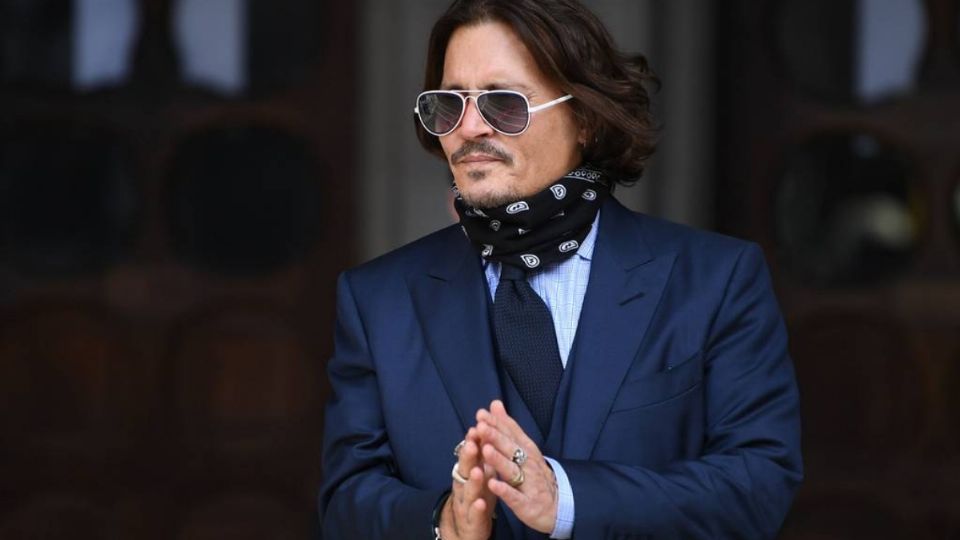 Johnny Depp ahora ha incursionado en las pasarelas de moda.