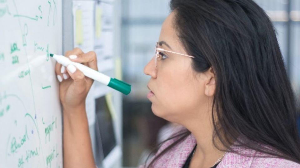 Si eres madre soltera y quieres terminar tus estudios universitarios esta es tu oportunidad