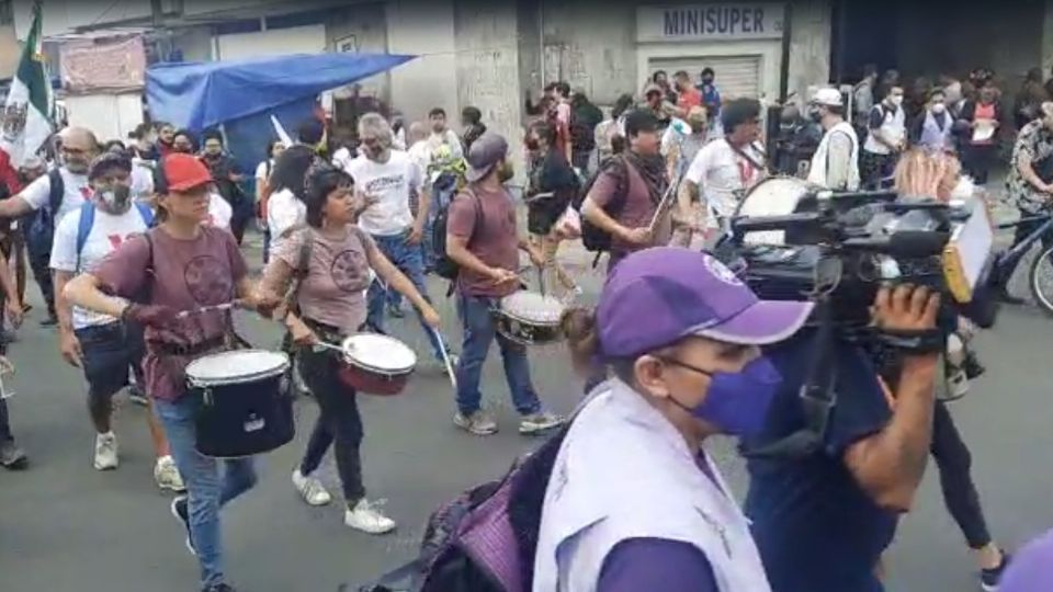 Agentes de la Secretaría de Seguridad Ciudadana realizan cortes a la circulación