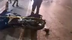 Pasarse el alto le costó la vida; motociclista muere al impactarse contra una camioneta