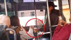 Bebiendo una cerveza y conduciendo; microbusero es sorprendido en video