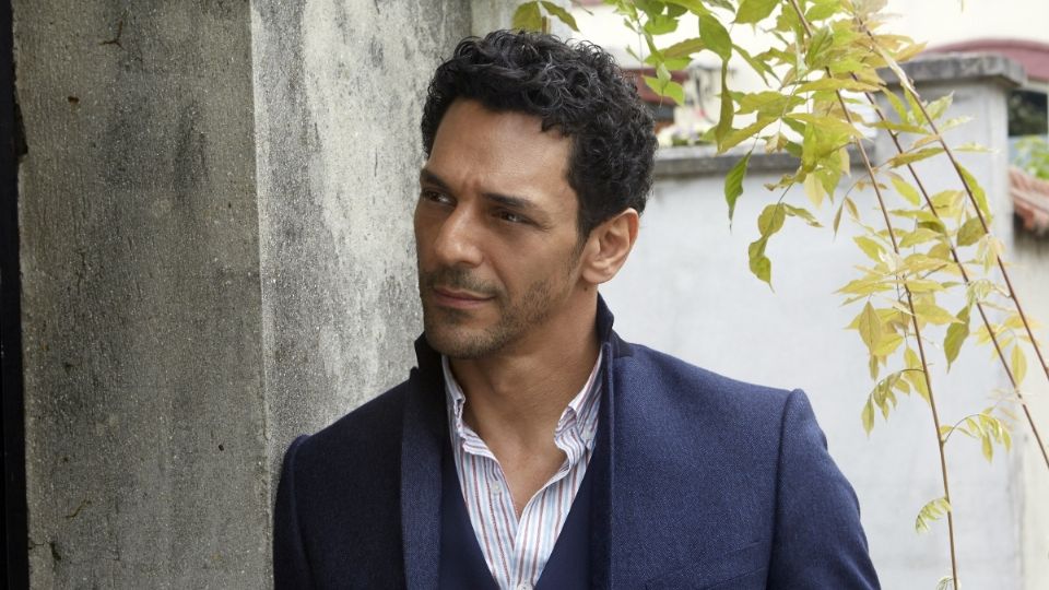 El actor también participa en la serie Una madre perfecta