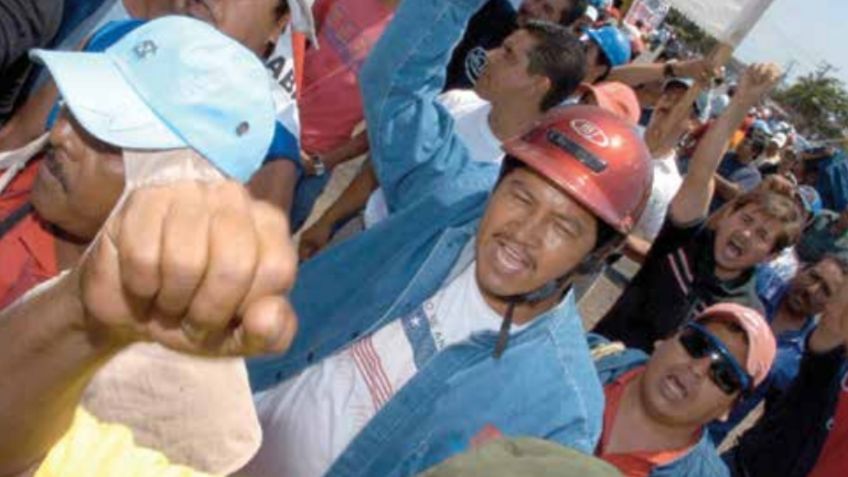 “Huelga, huelga, huelga, huelga” Estalla huelga de mineros en Michoacán