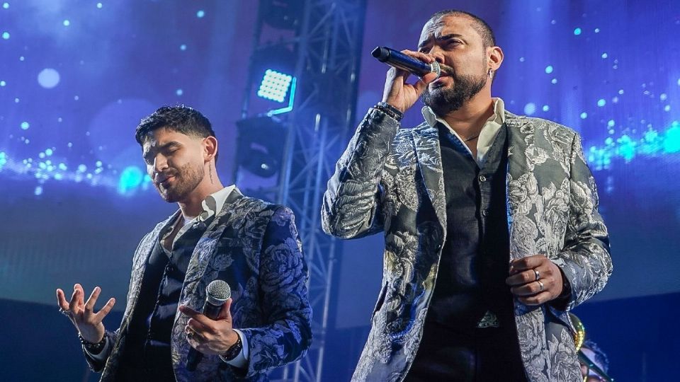 Los vocalistas actuales de Banda El Recodo. FB/bandaelrecodo