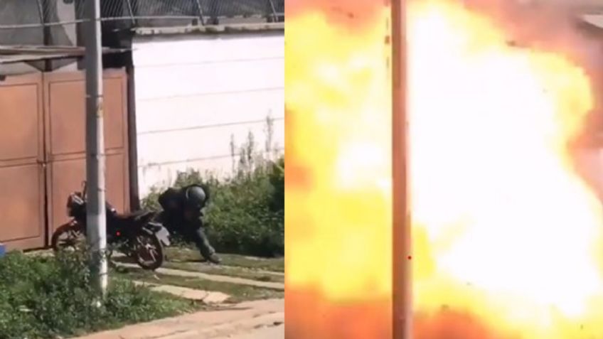 Momento exacto en que le explota una motobomba a un policía que intentaba desactivarla | VIDEO