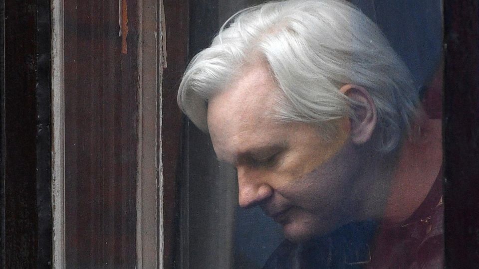 La defensa de Assange pretende impugnar la decisión.