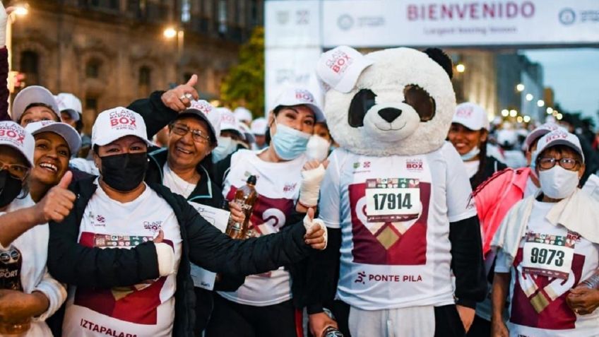 El Zócalo de CDMX, sede de la clase de box más grande del mundo | FOTOS