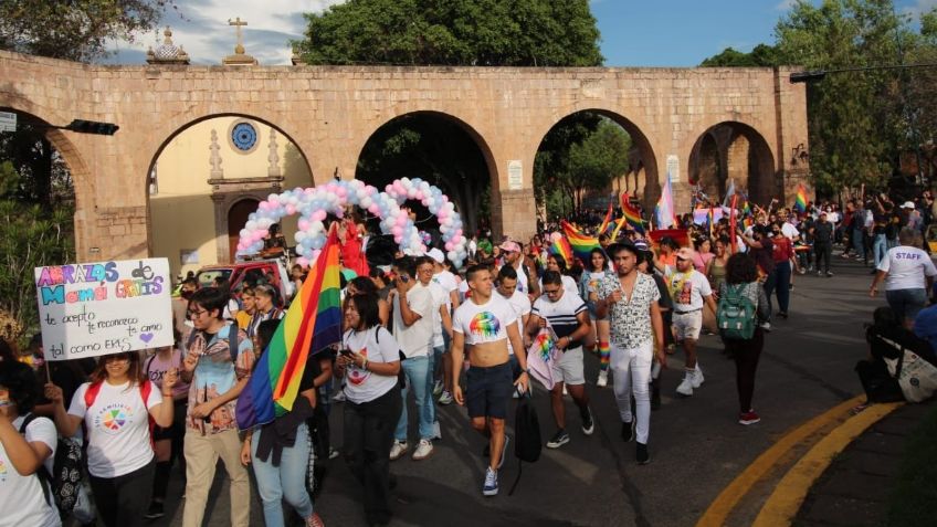 "Las calles también son nuestras": marcha comunidad LGBT+ en Morelia