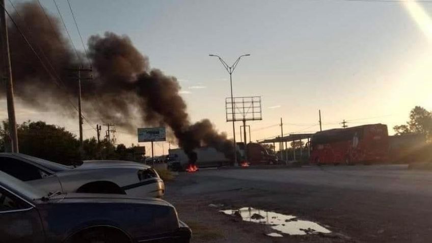 Roban y queman autos para bloquear calles y avenidas de Matamoros