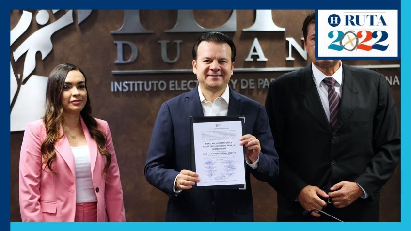 Esteban Villegas recibe constancia de gobernador electo de Durango