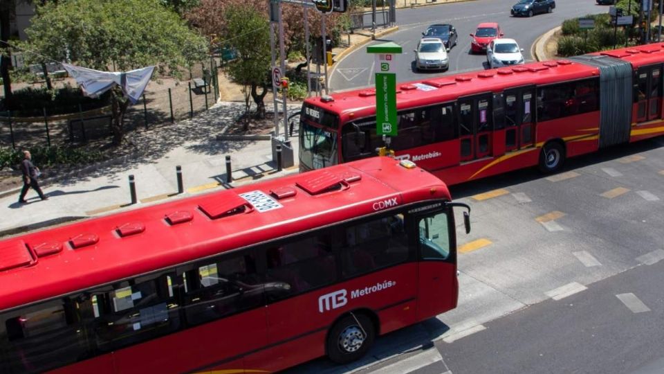 El Metrobús se alista para las fiestas patrias en la Ciudad de México