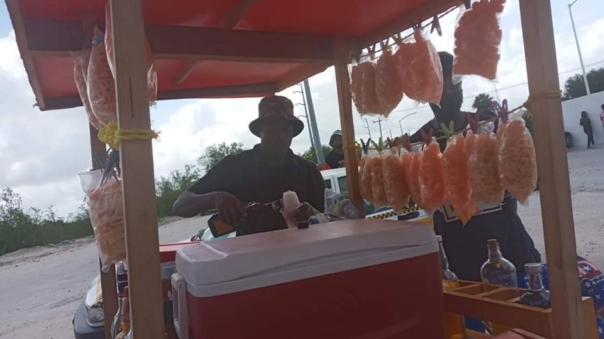 ¡A la mexicana! Haitianos arman "mercadito" en Tamaulipas para tener ingresos