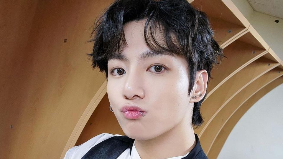 Jungkook se convierte en el Dr Corazón del ARMY