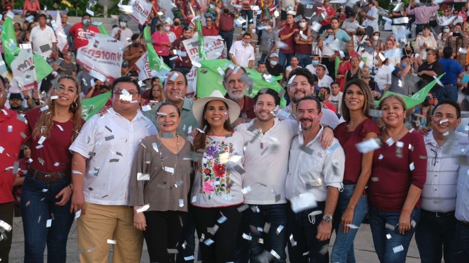 “Con el pueblo todo, sin el pueblo nada” dice Mara en su reunión en Solidaridad.