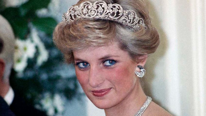 FOTO: Lady Di y el sensual vestido con el que retó la censura de la realeza británica