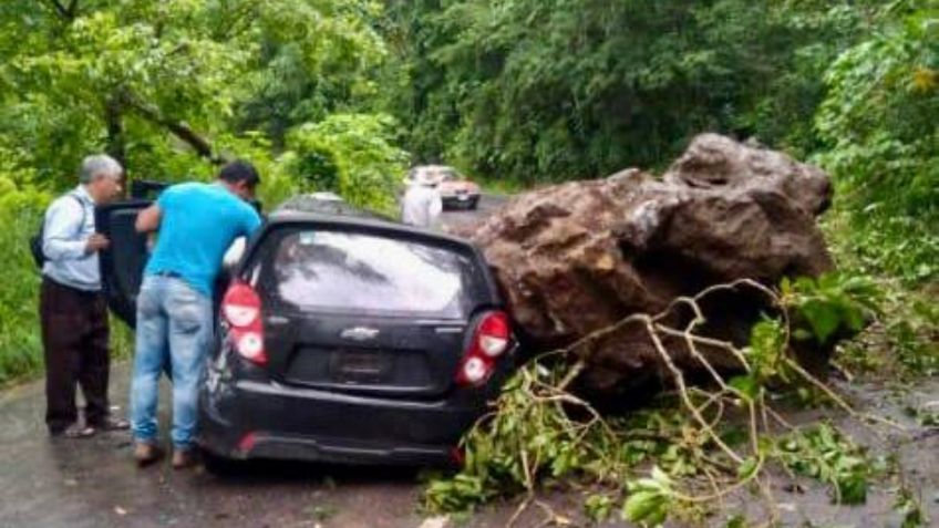 Fuertes lluvias en Veracruz deja saldo de una mujer fallecida