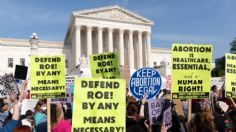 Corte Suprema de Estados Unidos revoca la protección constitucional del derecho al aborto