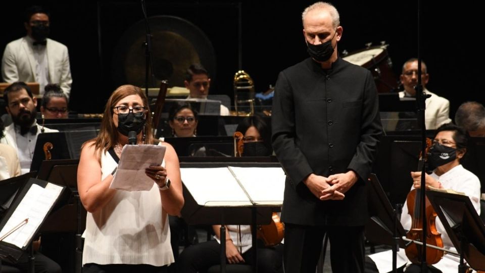 El adiós se hizo oficial el domingo, tras dirigir un concierto en la sala principal del Palacio de Bellas Artes.