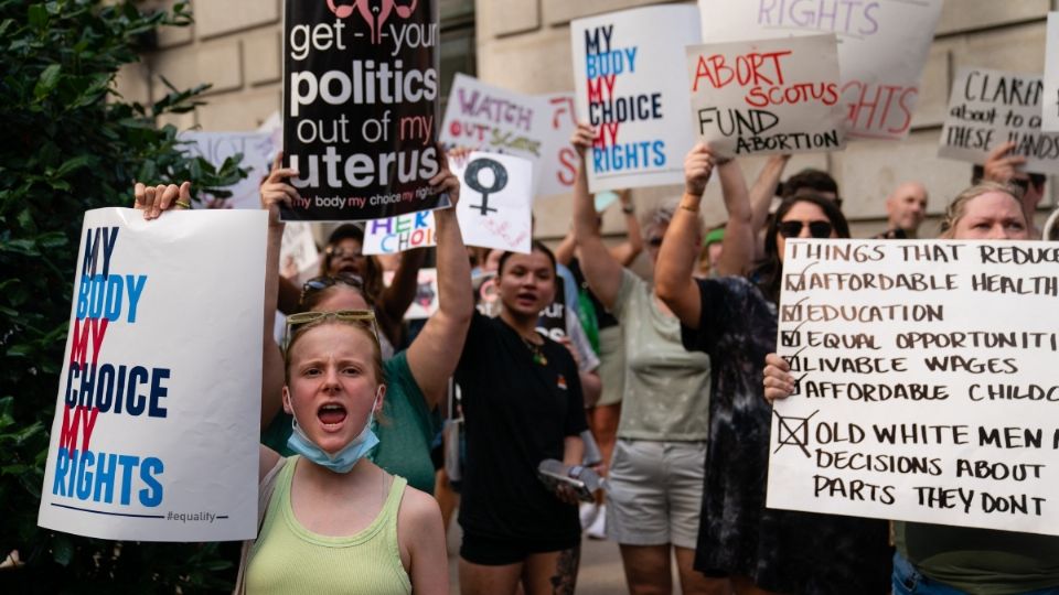 Partidarios del derecho al aborto protestaron en Estados Unidos después del fallo de la Suprema Corte