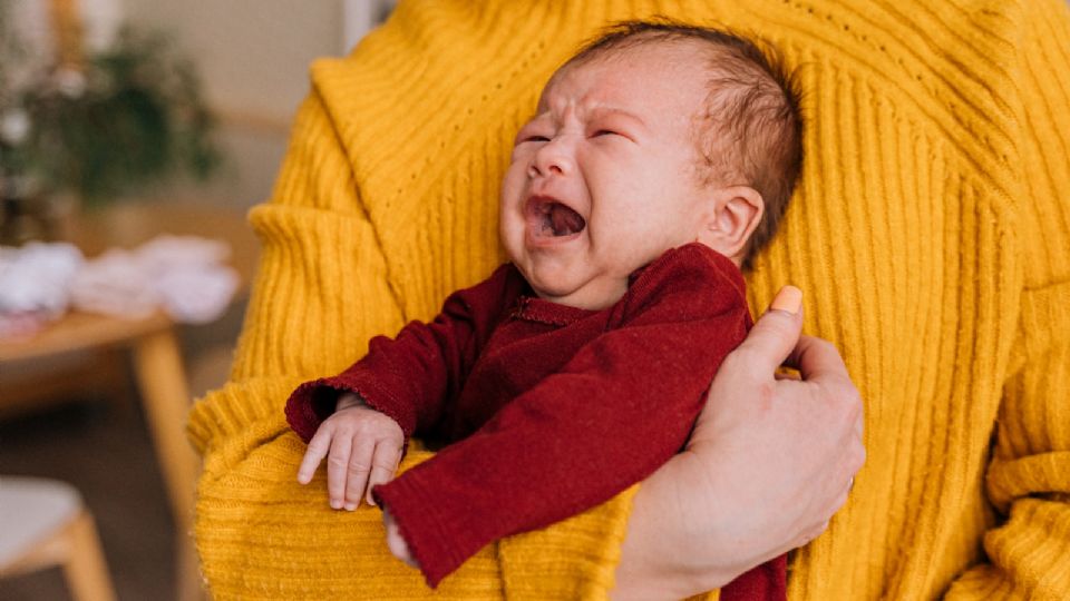 Descubre cómo saber si el llanto excesivo de tu bebé es una advertencia sobre una enfermedad o infección.