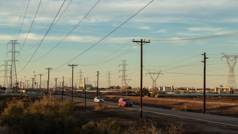 AMLO sostuvo una plática sobre energías renovables con John Kerry, enviado especial de EU para el Clima. FOTO: Cuartoscuro