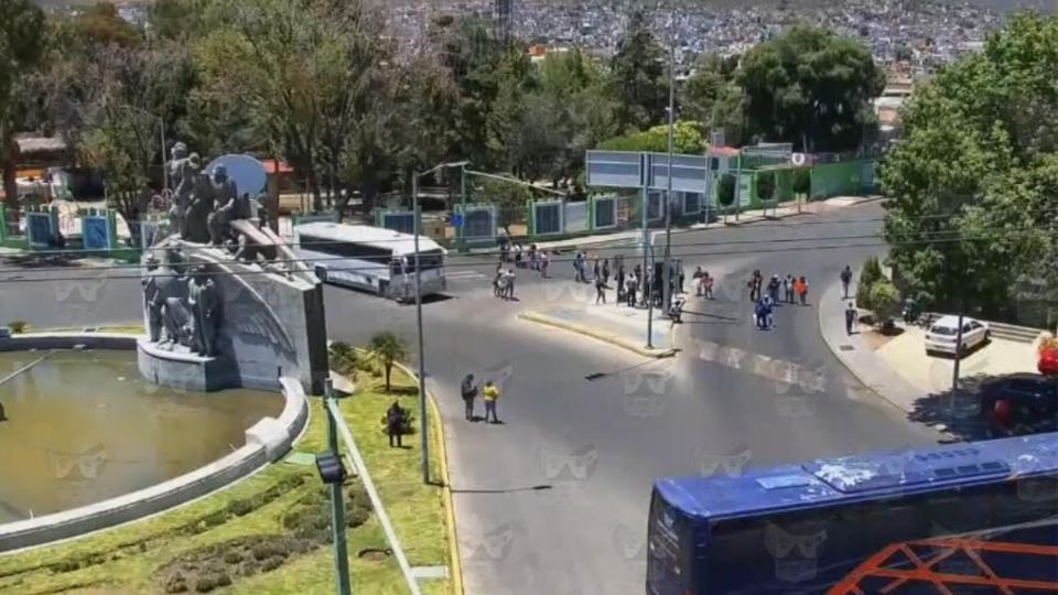 Los manifestantes señalaron que no han recibido los apoyos económicos por parte del gobierno estatal