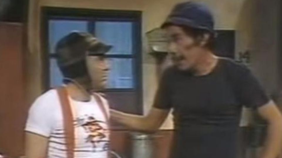 En este misterioso capítulo 'El Chavo' aparece con una playera diferente a la que acostumbraba.