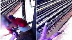 El impactante momento en que un sujeto lanza a una mujer a las vías del metro I VIDEO FUERTE