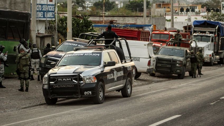 Nueva jornada violenta deja 3 muertos y vehículos incendiados en Chilpancingo