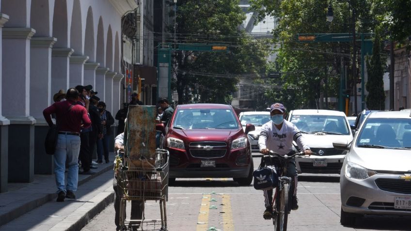 Mauricio Tabe va por ciclovía en la avenida Marina Nacional