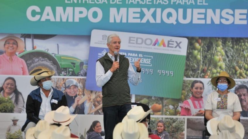 Entrega Alfredo del Mazo las primeras 5 mil tarjetas para el campo mexiquense