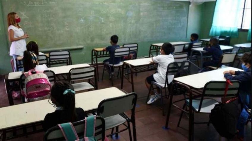 Prohíben que docentes usen el lenguaje incluyente para dar clases en las escuelas