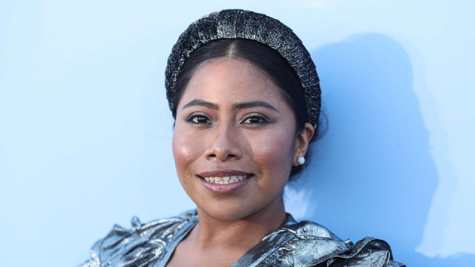 Yalitza Aparicio, posó con lujos looks