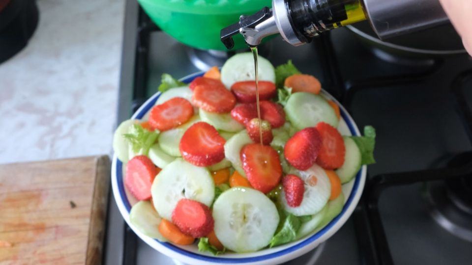 Invitó a la población mantener una buena nutrición