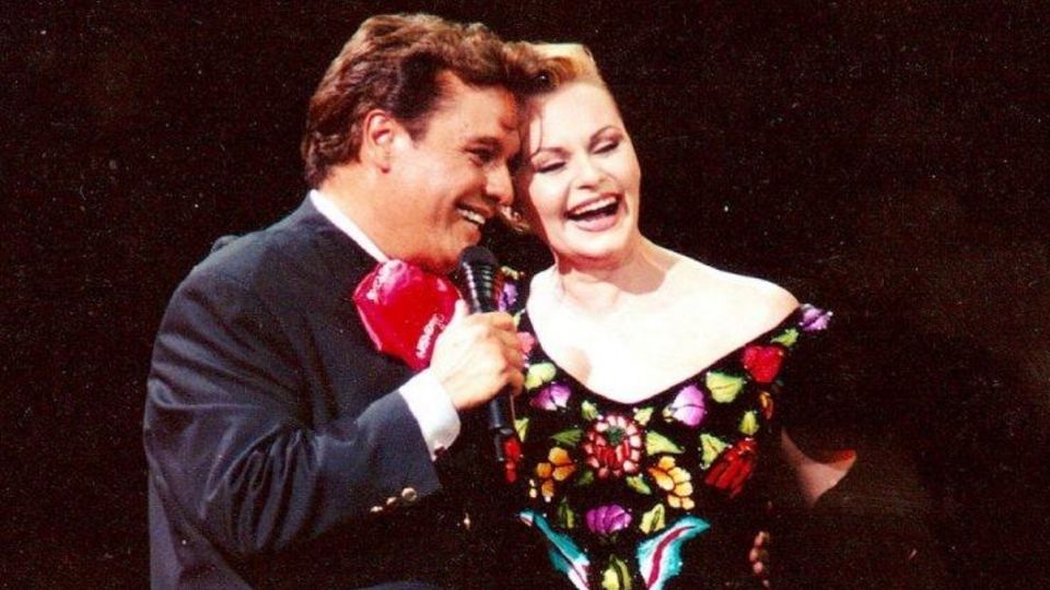 Juan Gabriel y Roció Dúrcal hicieron música juntos. FB/Radiomusical