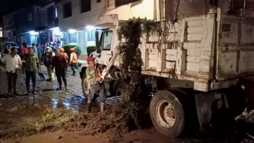 De manera pronta, la alcaldía Xochimilco y Sacmex atienden inundaciones en San Mateo Xalpa