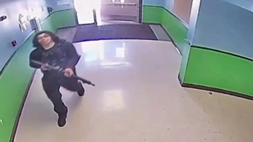 Video inédito de la masacre en Texas muestra a Salvador Ramos deambulando por la escuela y cuestiona labor de la policía