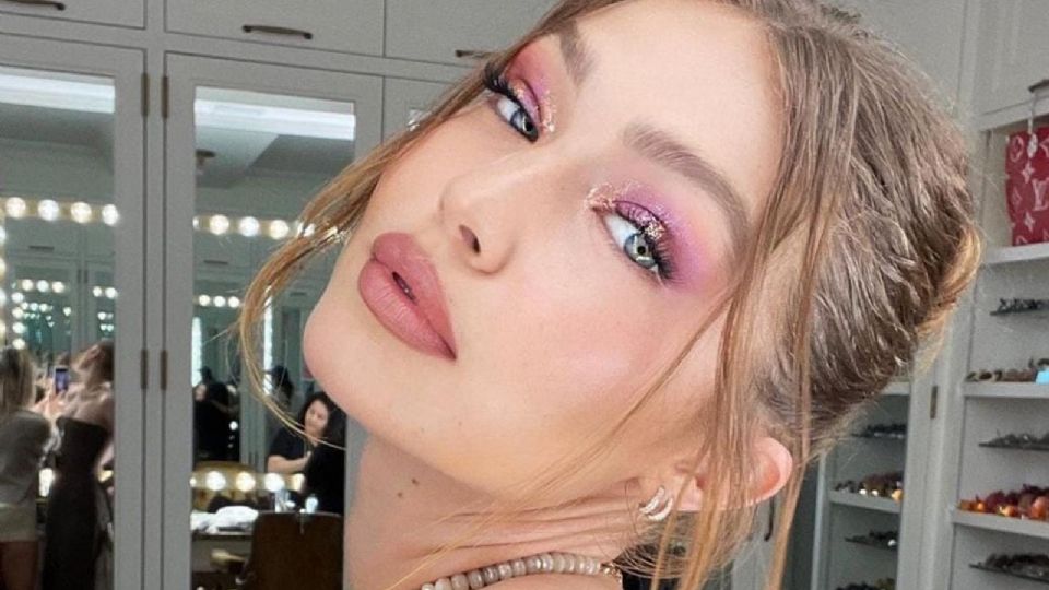 Gigi Hadid es una de las famosas en usar esta técnica de maquillaje.