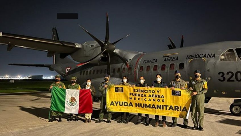 Avión de la Fuerza Aérea repatria cuerpos de migrantes mexicanos hallados en tráiler de Texas