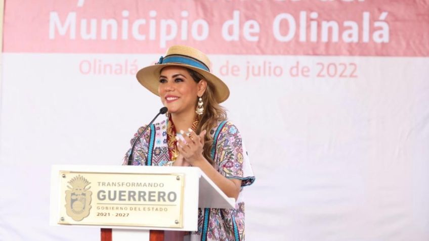 Evelyn Salgado impulsa artesanías de Olinalá; anuncia obras para el municipio de la Montaña de Guerrero