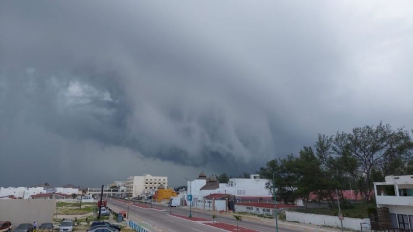 Las raras nubes que fueron confundidas con ovnis en Playa Miramar, Tamaulipas