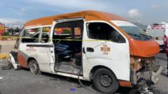 Vuelca camioneta de transporte público en autopista México-Puebla; hay un muerto y varios lesionados