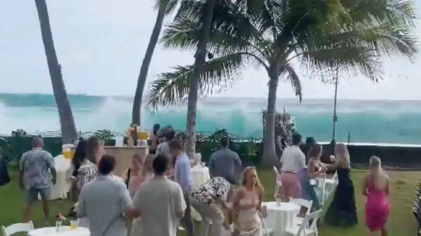 Hawái: Ola gigante irrumpe en una boda | VIDEO