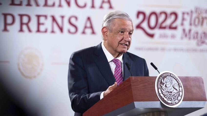 López Obrador advierte a “corcholatas”: “Es transformación o retroceso”