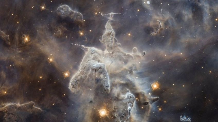 "Montaña Mística" del espacio fue fotografía por el Telescopio Espacial Hubble, así se ve